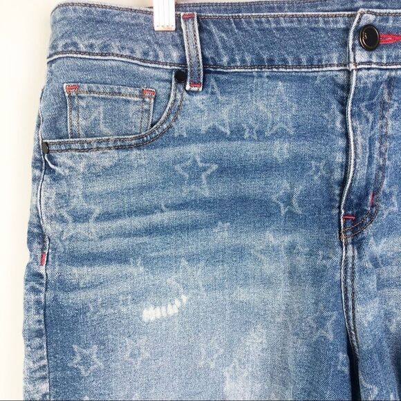 LANE BRYANT | Star Print Girlfriend Denim Shorts Women’s Plus Size 18 - Picture 5 of 10
